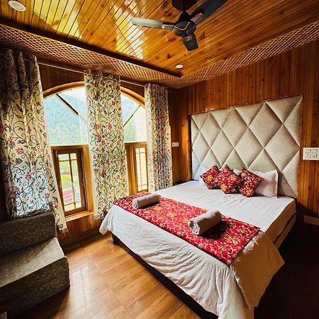 Frosty Mountain Resort Pahalgam Luaran gambar