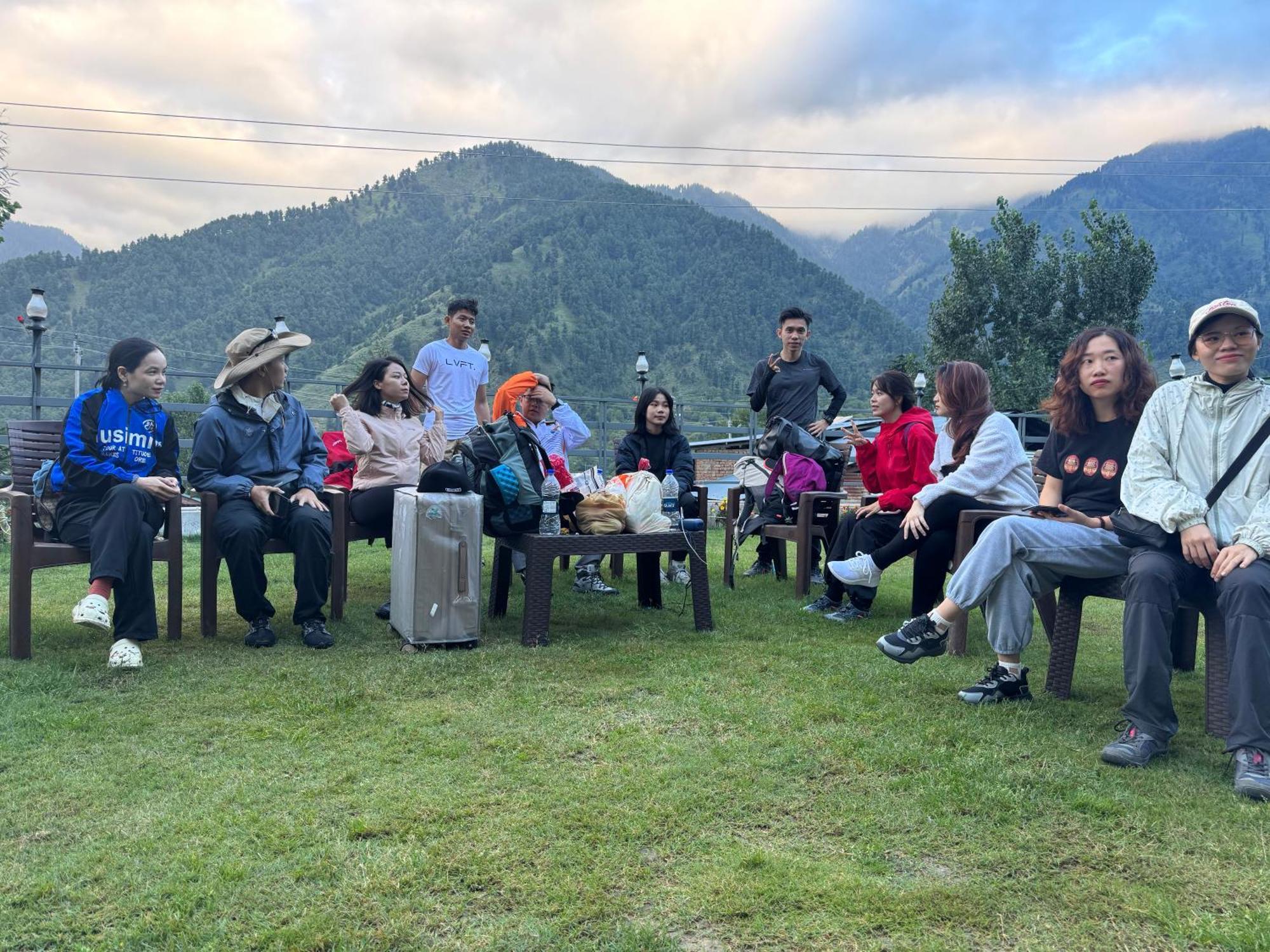 Frosty Mountain Resort Pahalgam Luaran gambar